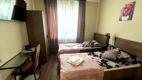 Pokój z 2 łóżkami pojedynczymi b1001920702