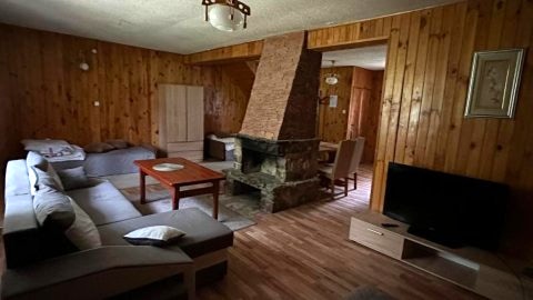 Apartament b608948905