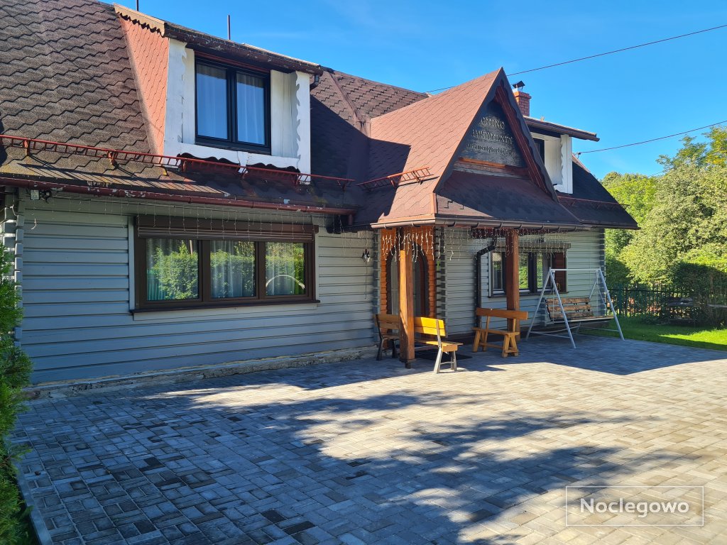 Domek z jacuzzi, idealny dla rodziny,blisko do lasu i szlaków górskich 