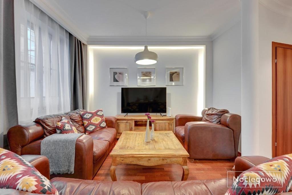 Lion Apartments - Portofino, apartament rodzinny w centrum z parkingiem