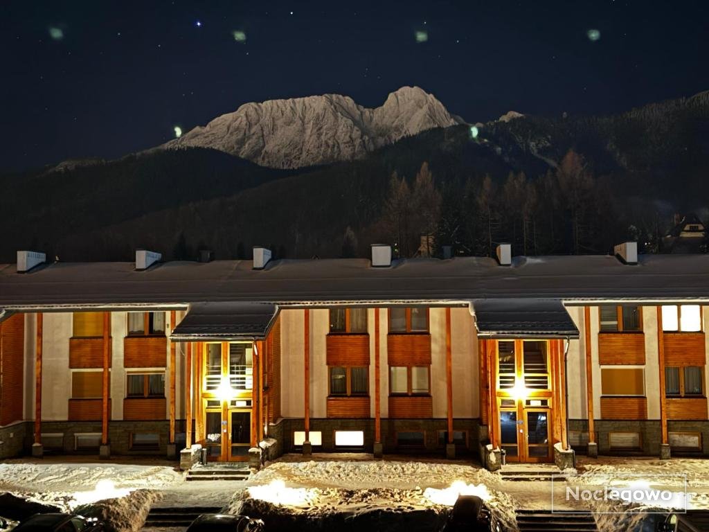 Apartament Świerkowy z ogródkiem - Viva pod Giewontem Apartamenty