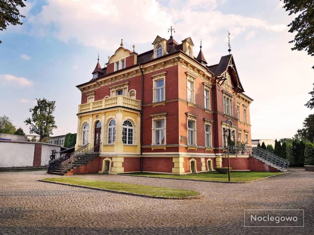 PAŁAC FABRYKANTA