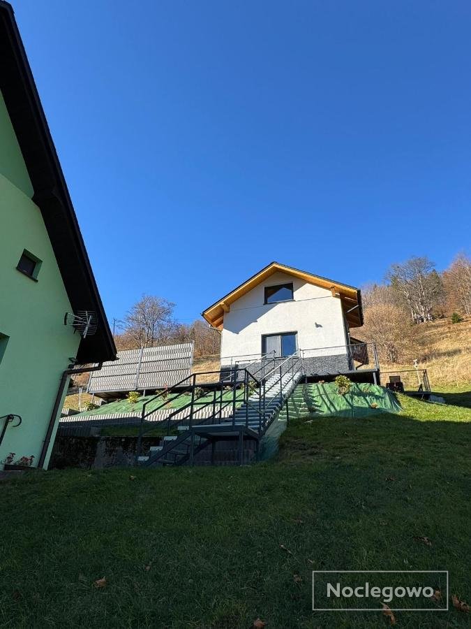 Domek na tarasie