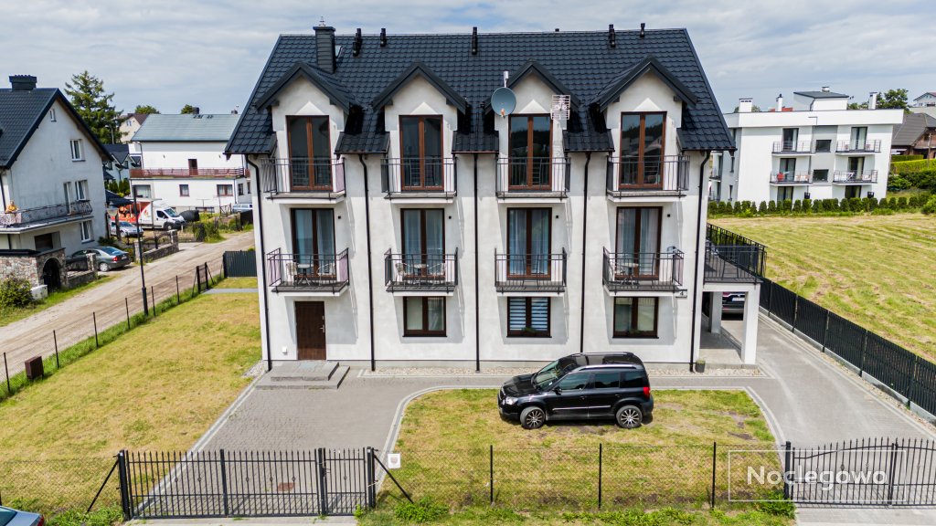 Komfortowe pokoje i apartamenty w Jastrzębiej Górze