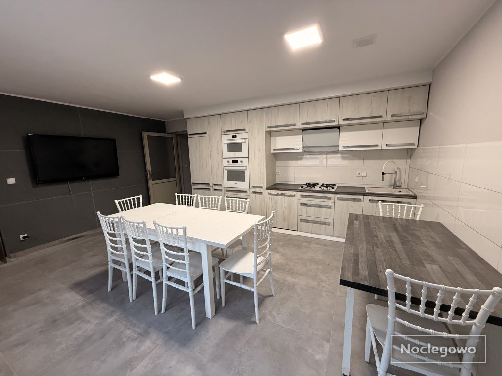 Noclegi pokoje pracownicze kwatery hostel Leszno Bukówiec Górny Nowe Tanie