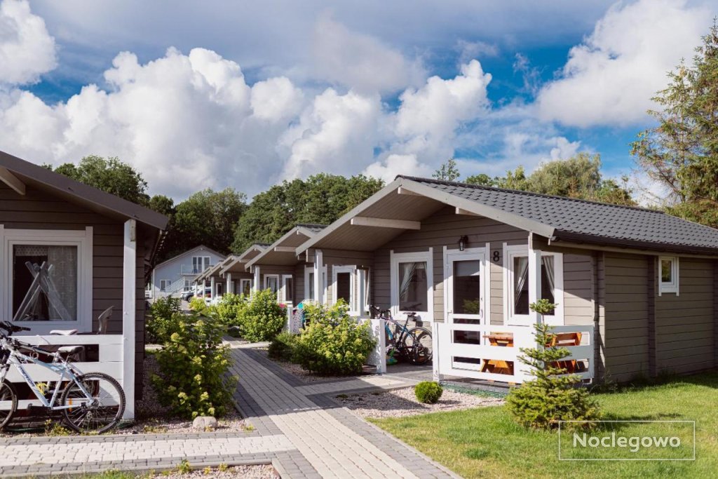 Chłopy Beach Resort - domki letniskowe i apartamenty