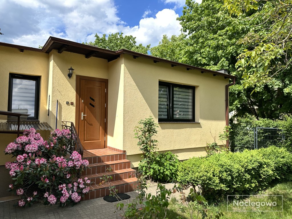 Apartament blisko morza z ogrodem, darmowy parking