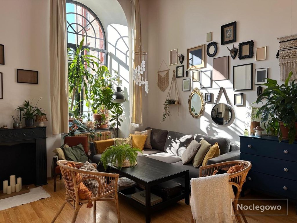 Studio Włókno - słoneczny loft u Scheiblera
