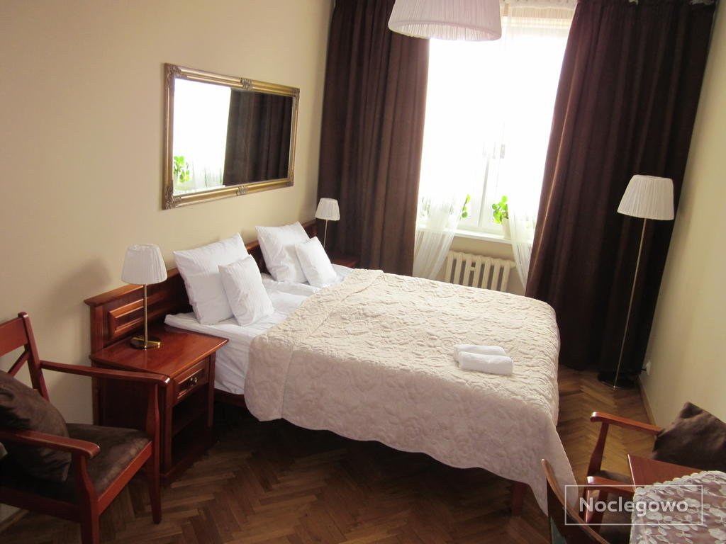 Sypialnia 1 łóżko małżeńskie - Mieszkanie 4-6 osób Gdynia, plaża 900 m