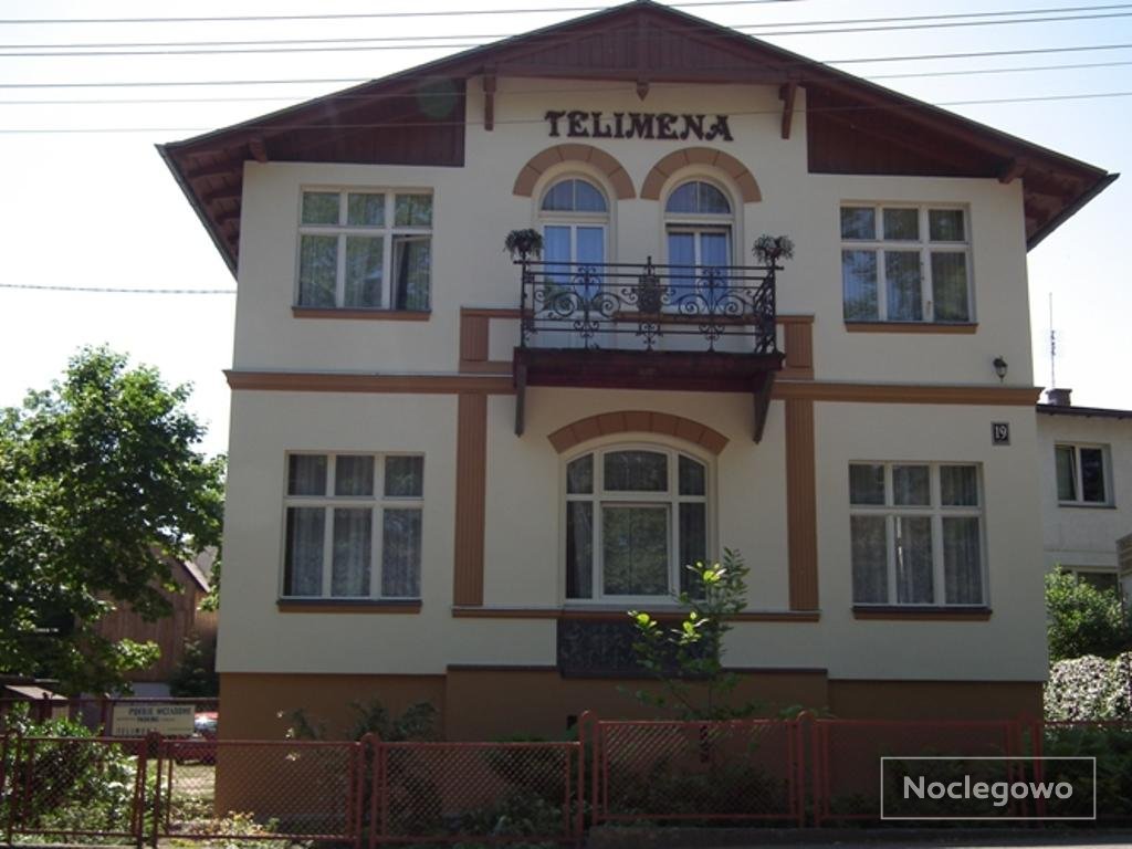 Telimena przy promenadzie i molo