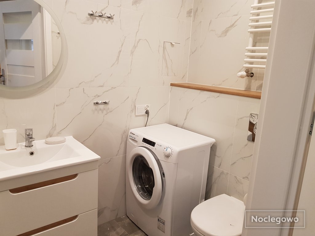 nowy 2 pok apartament 100 m. od plaży 