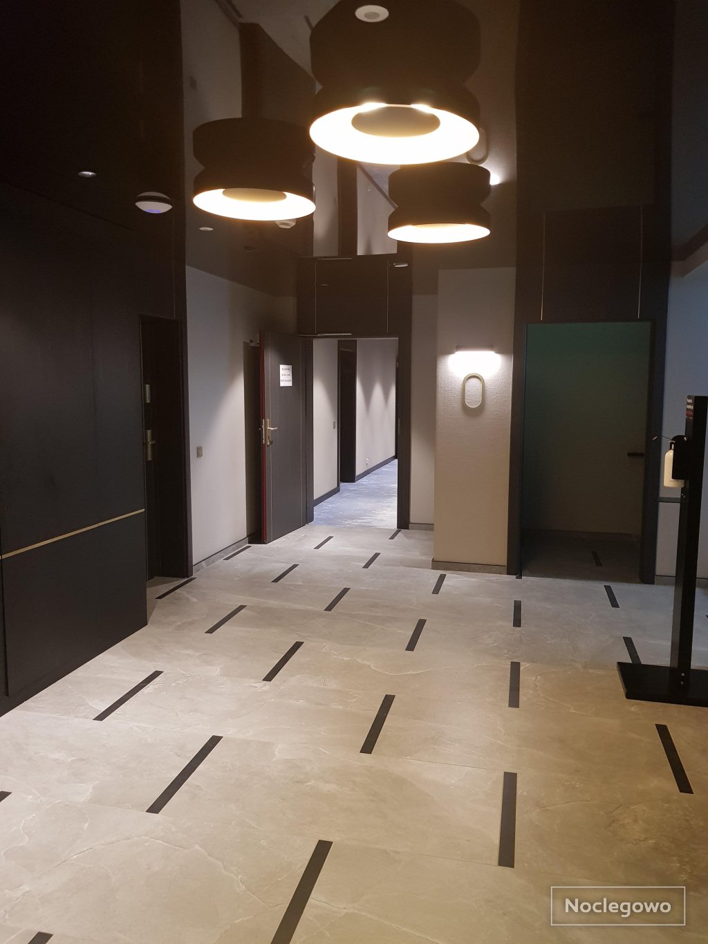nowy 2 pok apartament 100 m. od plaży 