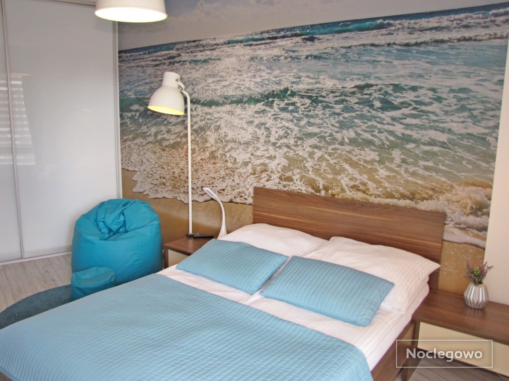 Sypialnia w 2 pokojowym apartamencie - Apartamenty Gama Kołobrzeg | w pobliżu morza