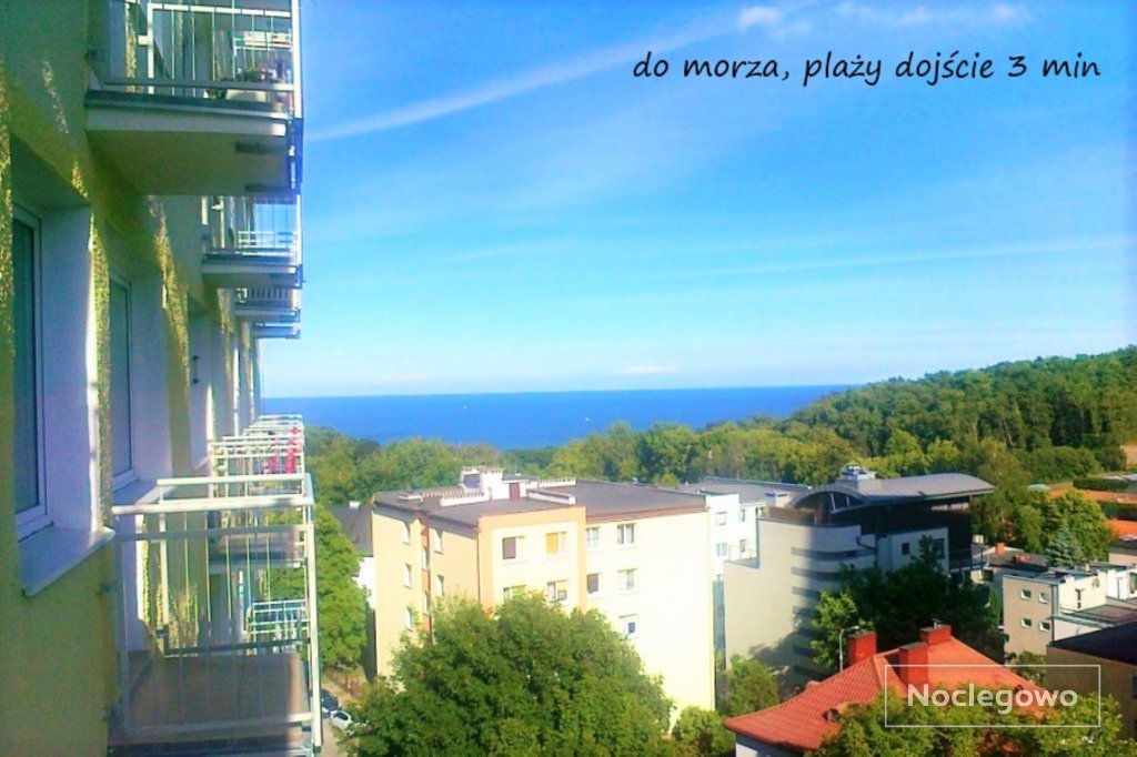 widok z balkonu na morze - MIESZKANIE 3 pokojowe -przy PLAŻY - GDYNIA