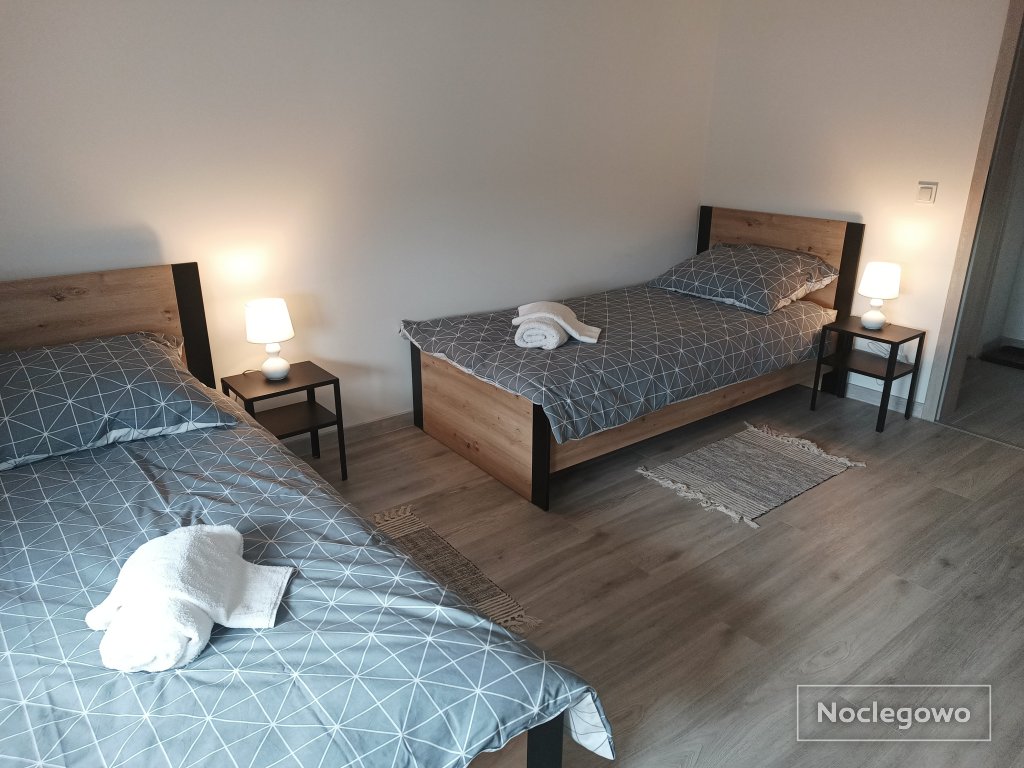 Nowy apartament nad jeziorem Roś na Mazurach, blisko centrum.