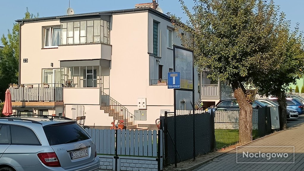 POKOJE GOŚCINNE  od 1 do 4 osobowe z aneks kuchenny i  pr.łazienka