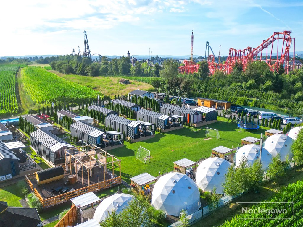 Postaw na odpoczynek w domkach exclusive, tradycyjnych lub sferycznych! - Holiday Park Zator Resort & Spa