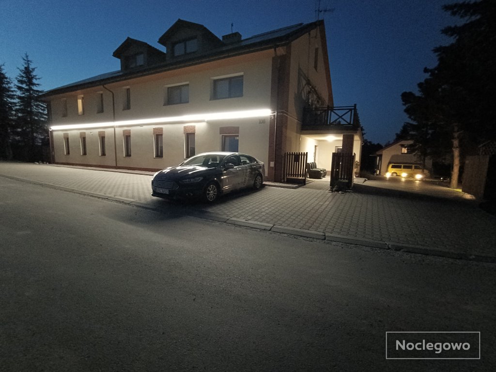 Przestronne apartamenty i pokoje pod Lublinem
