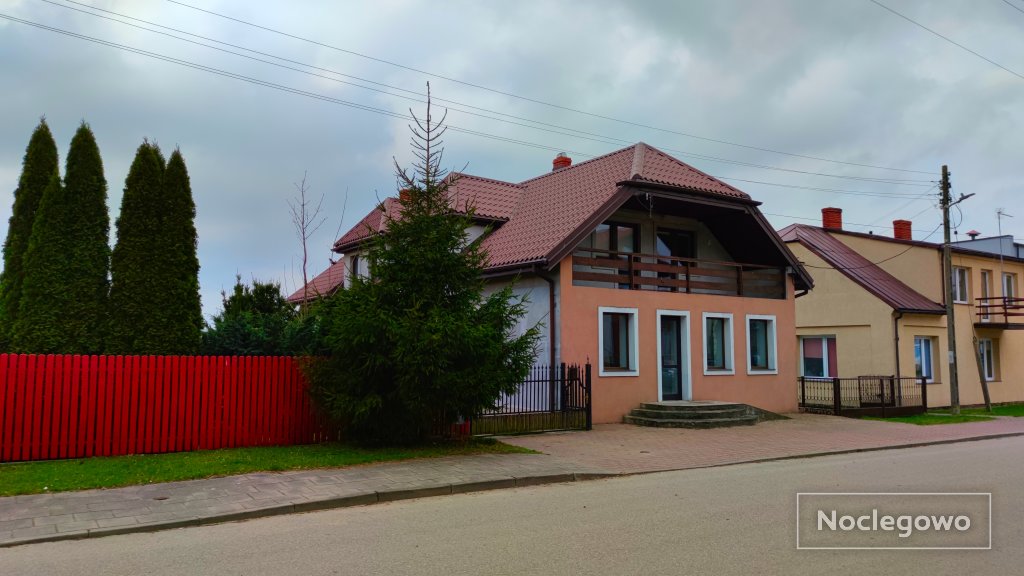 Riverside Stay – Twoje miejsce nad Biebrzą - bilard, piłkarzyki, gry arcade.