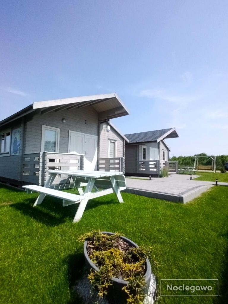 Szara Foka domki nad morzem Gąski