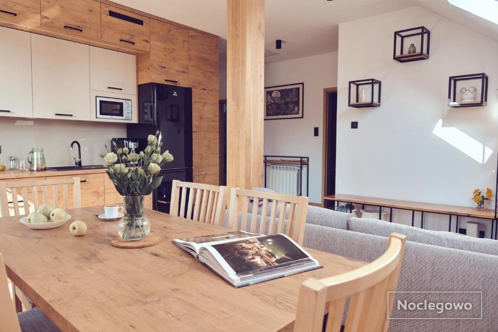 WieliczkaHome 1st floor + garden + parking