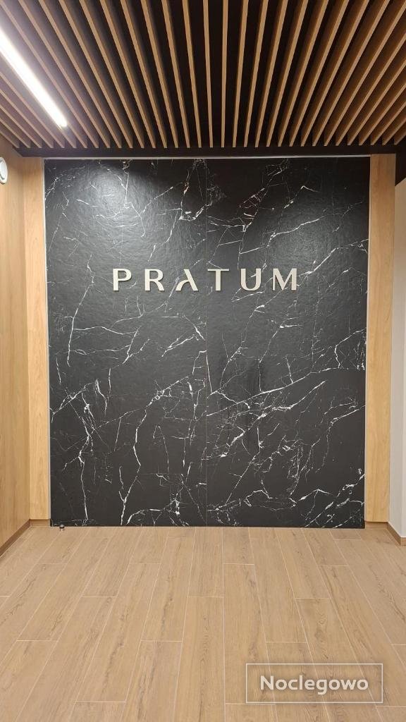 Pratum Plus prywatny ogród z tarasem grill leżaki