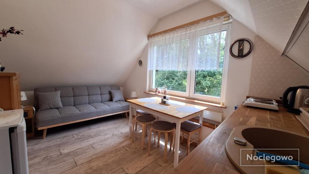 Apartament pod limbą