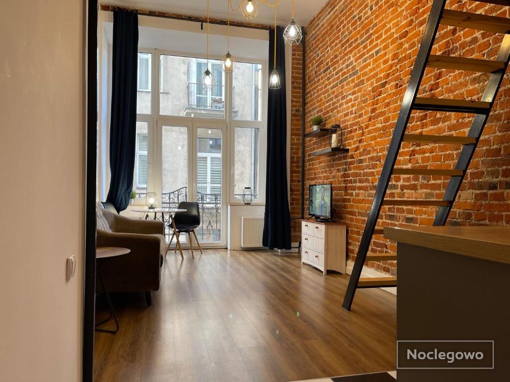 Urokliwy Loft w NCŁ Kamienica Vabank nr 18