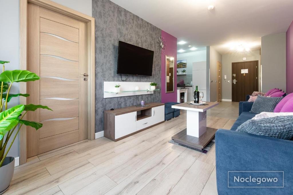 Apartament lawendowy z garażem, tarasem i widokiem na Śnieżkę Triventi