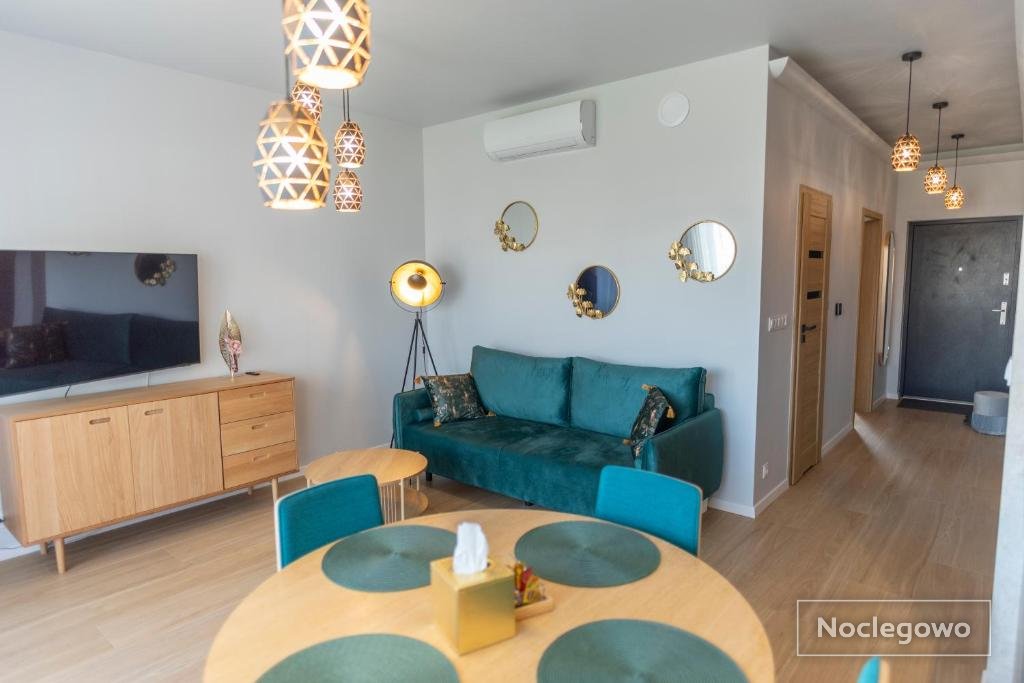 Apartament Ustka Holiday z sauną i ogrodem