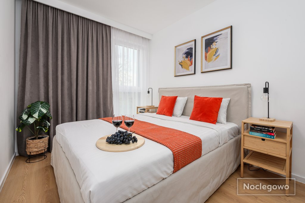 Lumina 4-room apartment near the city center