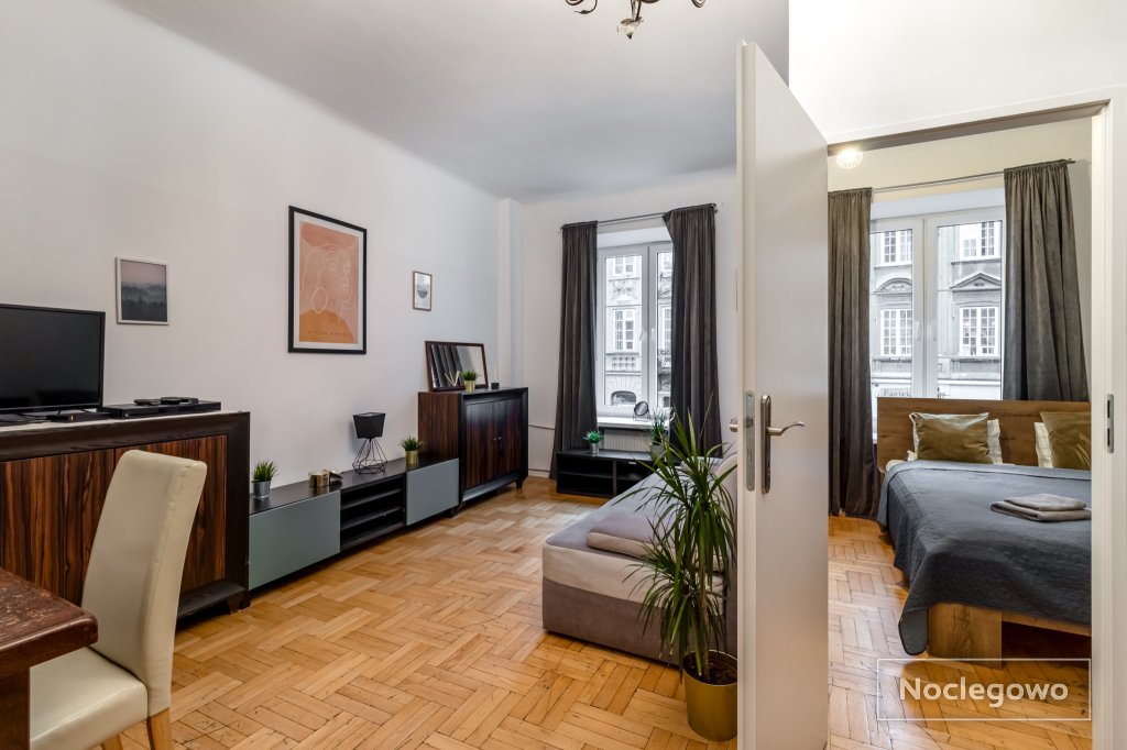 Golden Apartments - Great Location - Warsaw Stays - F14