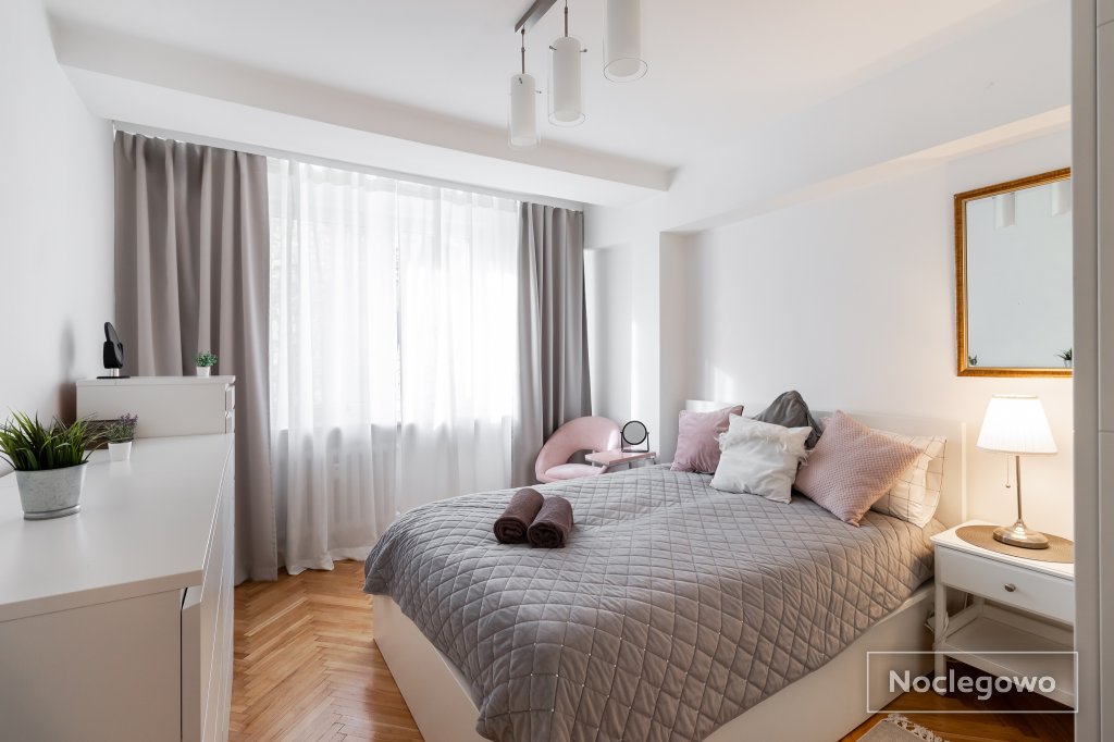 Golden Apartments Warsaw – One-Bedroom near POLIN Museum, Anielewicza