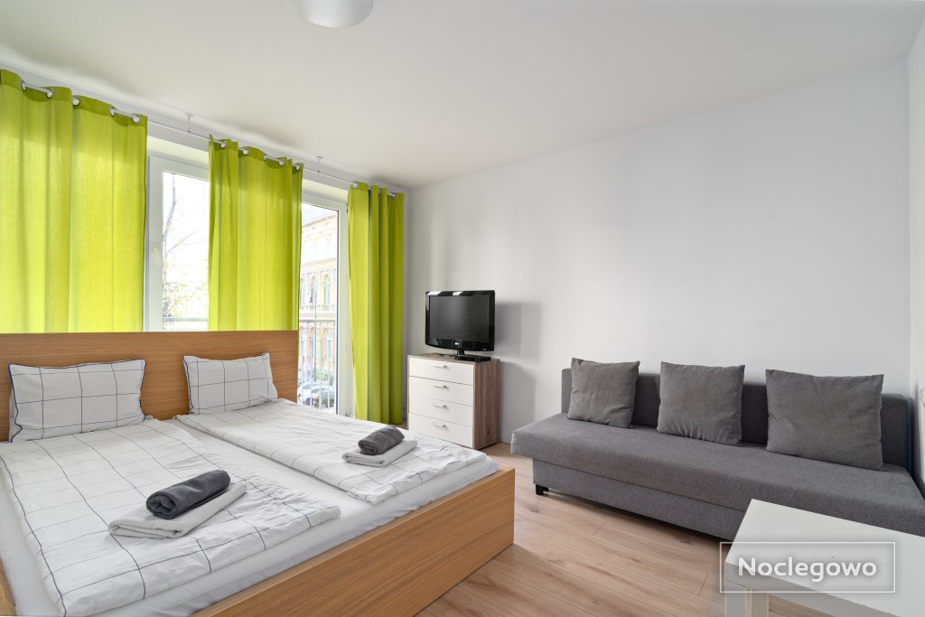 Golden Apartments - City Center - One Bedroom Apartment&K2