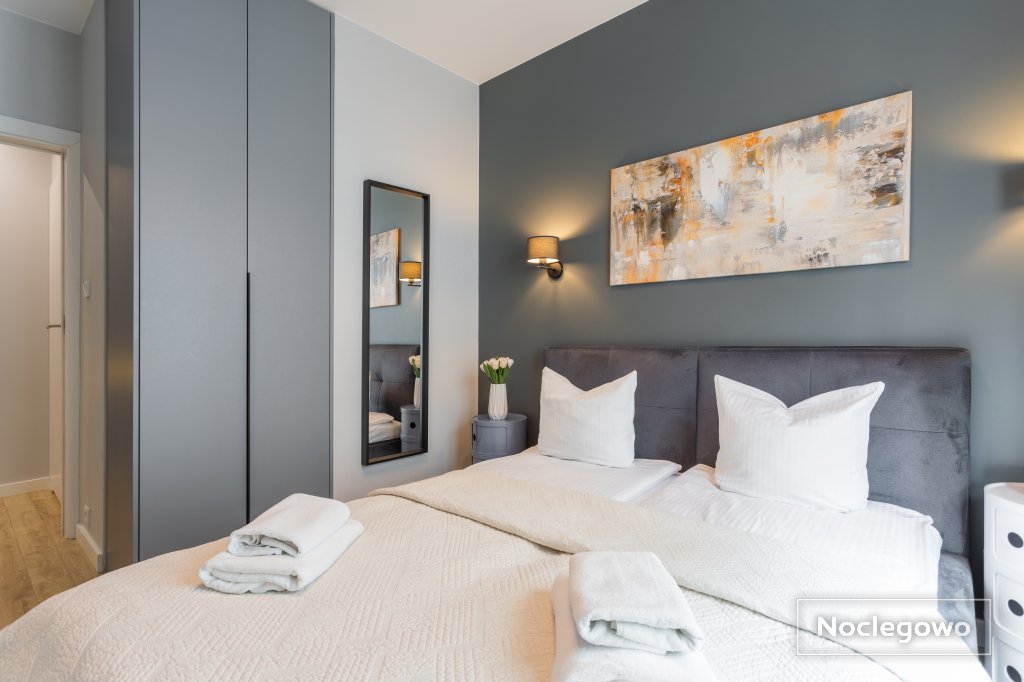 Golden Apartments Warsaw – Luxury Building, Rooftop Terrace, Sienna  36