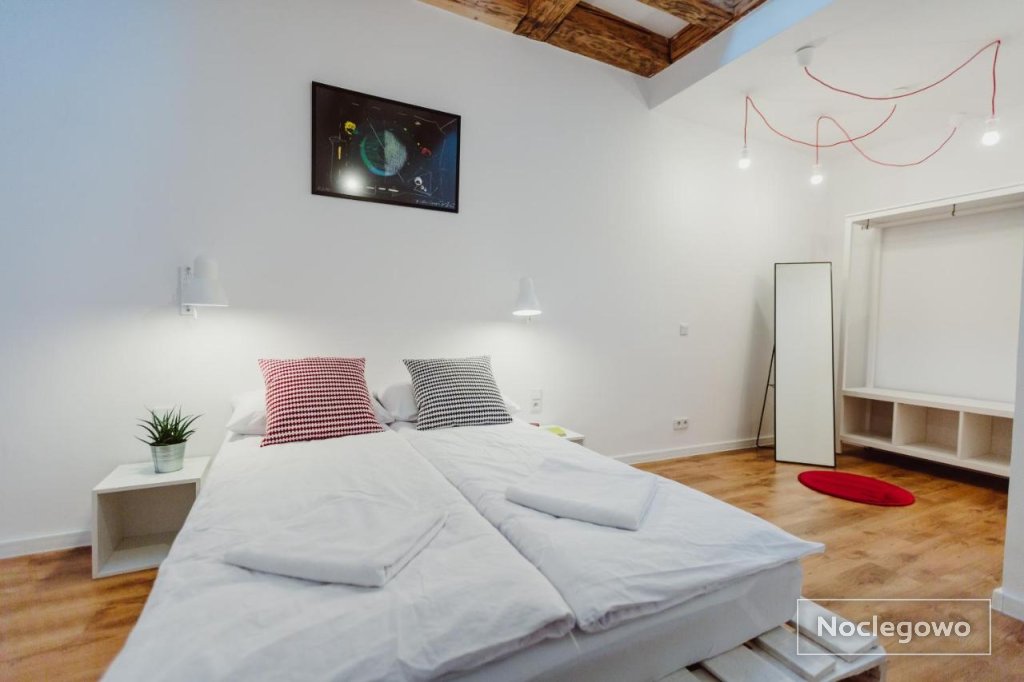 City Center Apartment by CityBeat